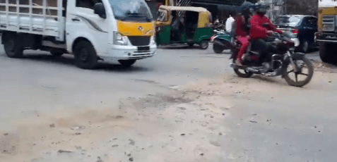 Road cutting on 27th Main irks residents; complaint closed without resolving issue 15