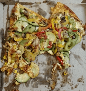 Pizza was delivered like this! Zomato refunds money! 12